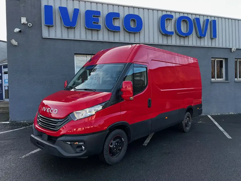 Véhicule neuf - Iveco Daily 35S14V12 - Type L3H2 - Rosso Corsa
